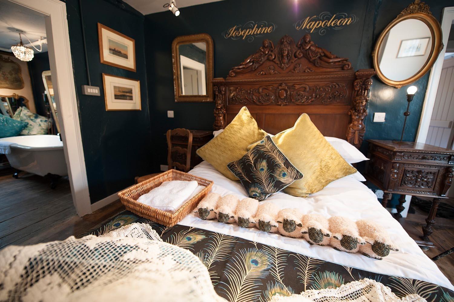 The Woolpack Inn Wavehorne Room photo