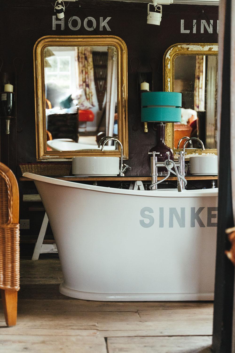 The Woolpack Inn Wavehorne Room photo